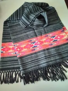 未使用品　幾何学模様のストール・ショール