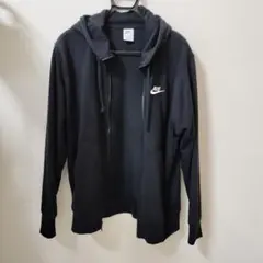 nikeのパーカー　ブラックのサムネイル