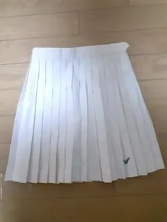 テニスホワイト プリーツスカート