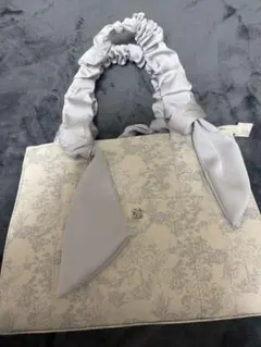 NICE CLAP 花柄ハンドバッグ フリルハンドル付き