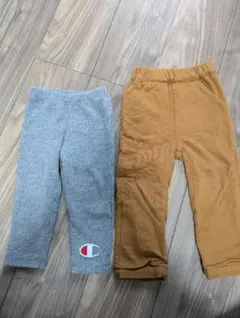 Championグレーパンツ＆マスタード×チェックのリバーシブルパンツセット90