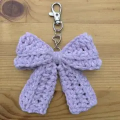 ハンドメイド リボン チャーム キーホルダー 編み物 手編み