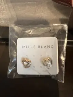 ピアス　ハート型