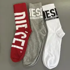 DIESEL ソックス 3足セット レッド グレー ホワイト25-27cm、のサムネイル