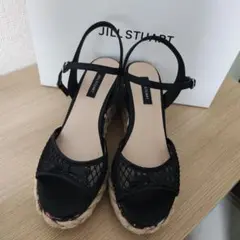 【美品 箱付き】JILL STUART 厚底サンダル ブラック 23.5cmのサムネイル