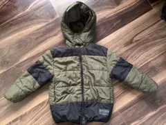 オリーブグリーン・ブラック中綿コート