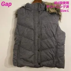 【約5回使用】GAP ファー付き フード ダウンベスト グレーLのサムネイル