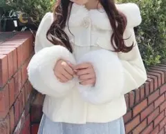 evelyn エブリン　ビジューファーコート　ホワイト　白