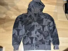 STUSSY　グラフィックデザインパーカー