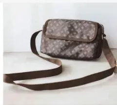 クリスチャンオリビエ　ショルダー バッグ　軽量　新品‼️