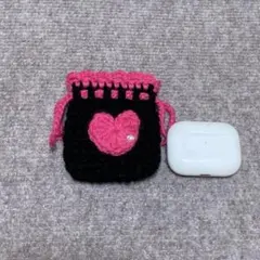 ハンドメイド　AirPodsケースポーチ　韓国 ハート　編み物　巾着袋　黒ピンク