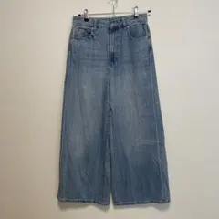 レデイース　GU ライトブルー ワイドデニムパンツ