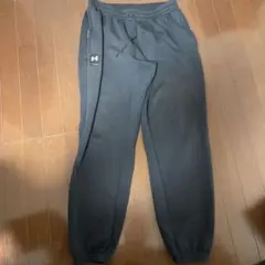 Under Armour ジャージパンツ 黒