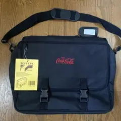 非売品　新品未使用　コカコーラ COCACOLA ロゴのブリーフバックのサムネイル