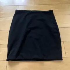 スカート　ブラック　ミニ丈　タイトのサムネイル
