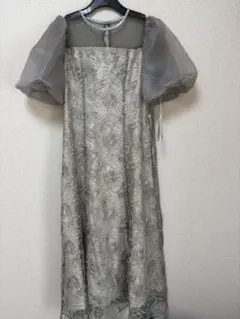 新品グリーン　atlo ロング&袖ありフォーマルニュアンスフラワーバルーンドレスのサムネイル