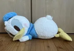 ドナルド　寝そべりぬいぐるみ　大きめ　ディズニー　ふわふわ