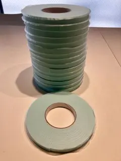 水色 両面テープ 複数ロールのサムネイル