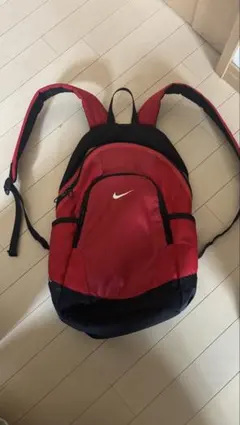 レア Nike 赤 リュック ハートロゴ y2k - メルカリ