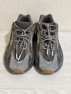 2026年最新】adidas yeezy boost 700 v2 geodeの人気アイテム - メルカリ