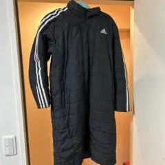 adidas ブラック ベンチコート ストライプ