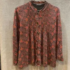 ★ストレッチブラウス 赤×グレー レトロ柄 渋★