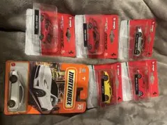 新品未開封。フェラーリ、テスラミニカーセット 64/1