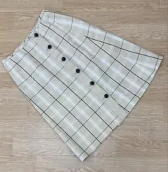 0026P YORK LAND ひざ丈スカート 女性のサムネイル