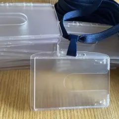 名札ケース 透明 プラスチック ネックストラップ付き　新品　未使用品
