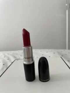 M.A.C リップスティック RUSSIAN RED 612