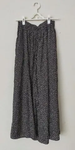 GLOBAL WORK サラサラサテン フレアワイドパンツ　レオパード　ブラック