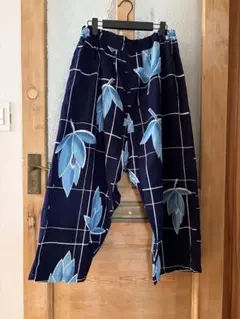 浴衣リメイク　ズボン　ネイビー 水色花柄 パンツ