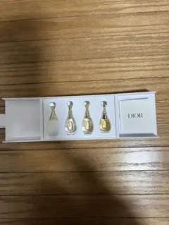 未使用　Dior ジャドール ミニチュア香水セット 特典