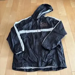 お値下げ中　NIKE ナイロンジャケット　kids Lサイズ140〜160センチ