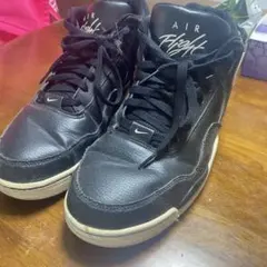nikeハイカットスニーカー