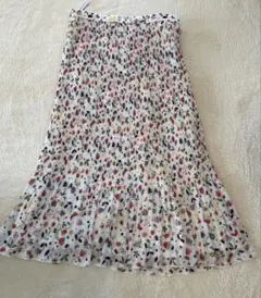 値下げしました‼️HANAEMORI プリーツスカート Mサイズ 多色花柄