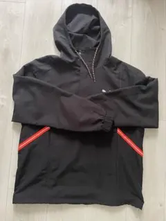 PUMA フード付きジャケット ブラック