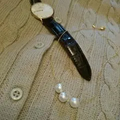 完売です❗1500円❗《新品》3連コットンパール風ネックレス