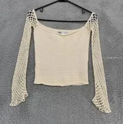 ZARA クリーム色 長袖ニット S