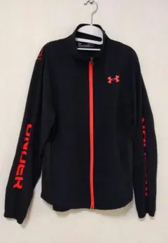 Under Armour フルジップジャケット ブラック/レッド