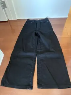 something LISAワイドパンツ　ブラック　中古