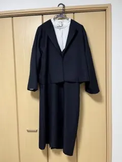 クローネ　卒業式入学しか　ネイビー ワンピーススーツ Vネック
