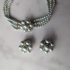 パール ネックレスとイヤリング セット　ライトグリーンパール