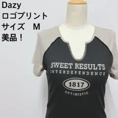 Dazy ロゴプリント 半袖 Tシャツ Mサイズ