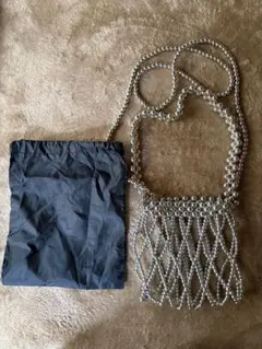 シルバービーズショルダーバッグ 収納袋付き