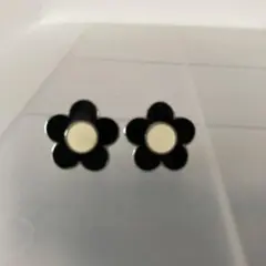 MARY QUANT ピアス