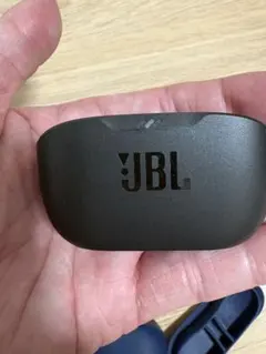JBL ワイヤレスイヤホン 本体のサムネイル