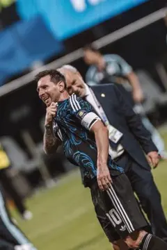2026W杯 アルゼンチン代表 メッシ10番 ユニフォーム M 試着1回美品