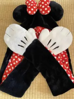 ディズニー　ミニーマフラーキャップ
