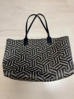 【希少】GUCCI グッチ GGカレイド リバーシブル トートバッグ IDタグ付 2026年最新】グッチ トートバッグ リバーシブルの人気アイテム - メルカリ
